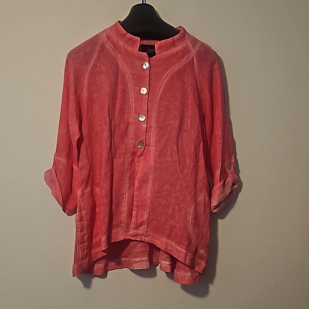 Luii pink button front blouse L New